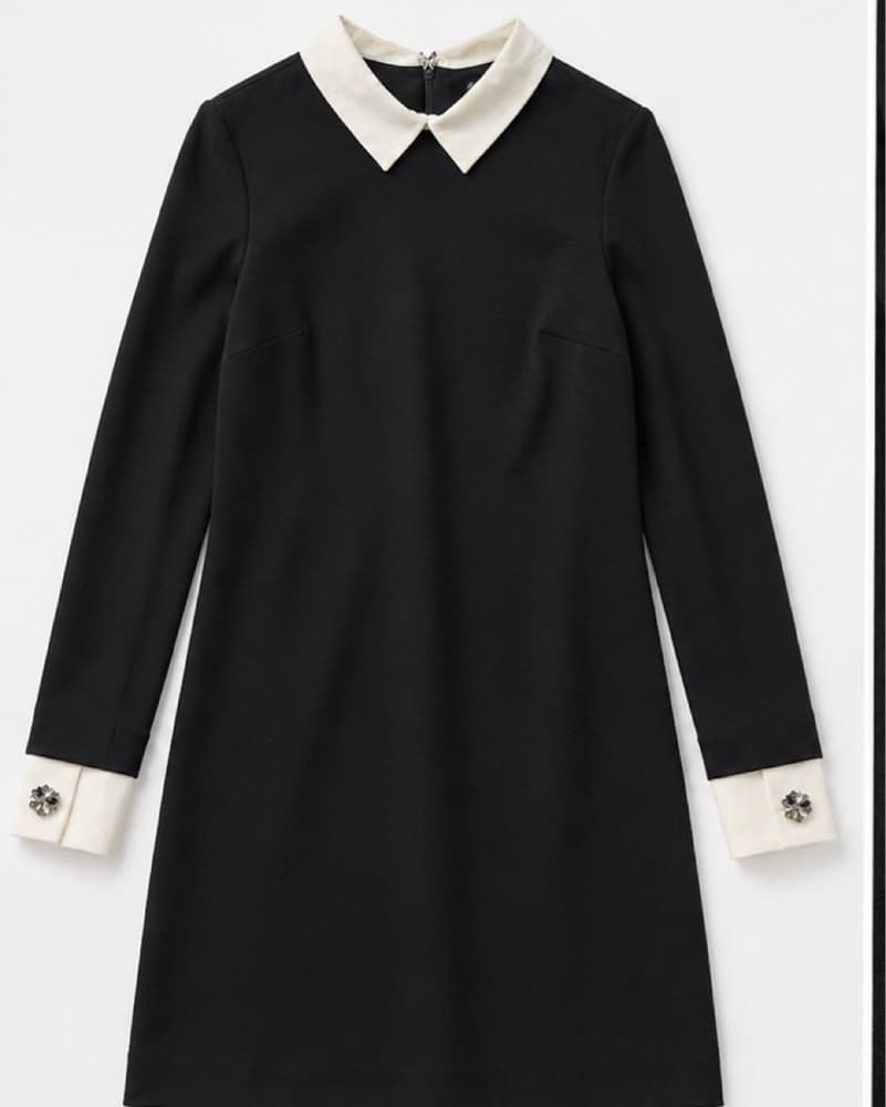 Sophisticated Black Dress with Collar - Image 3