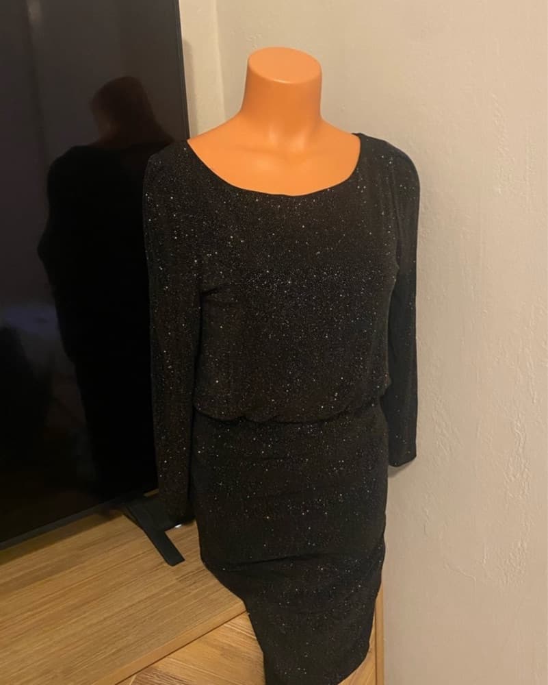 Alice + Olivia Black Open Back Dress - Image 6