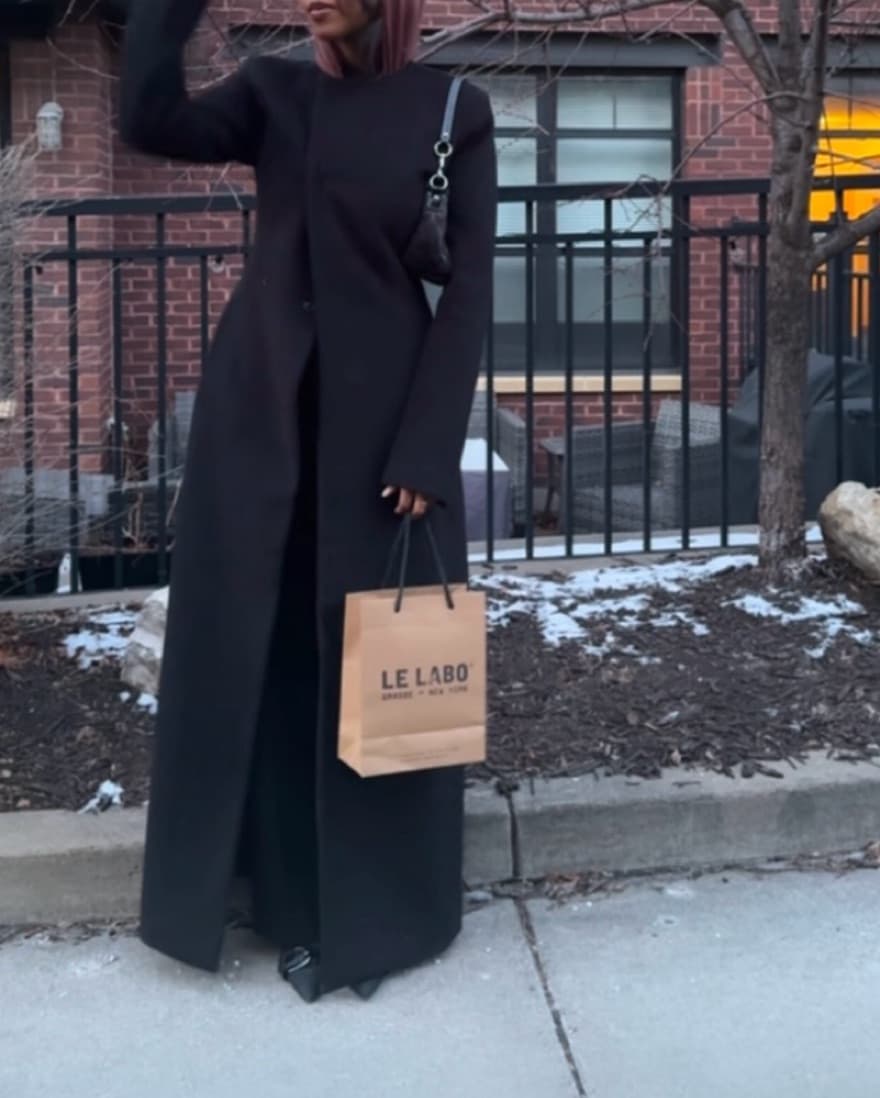 Elegant Black Maxi Coat - Khy Studio - Image 2