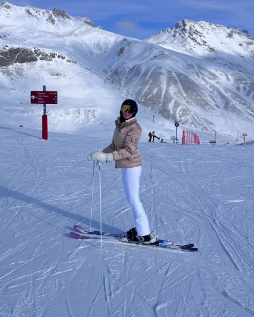 Bogner Alaja Champagne Ski Jacket - Image 2
