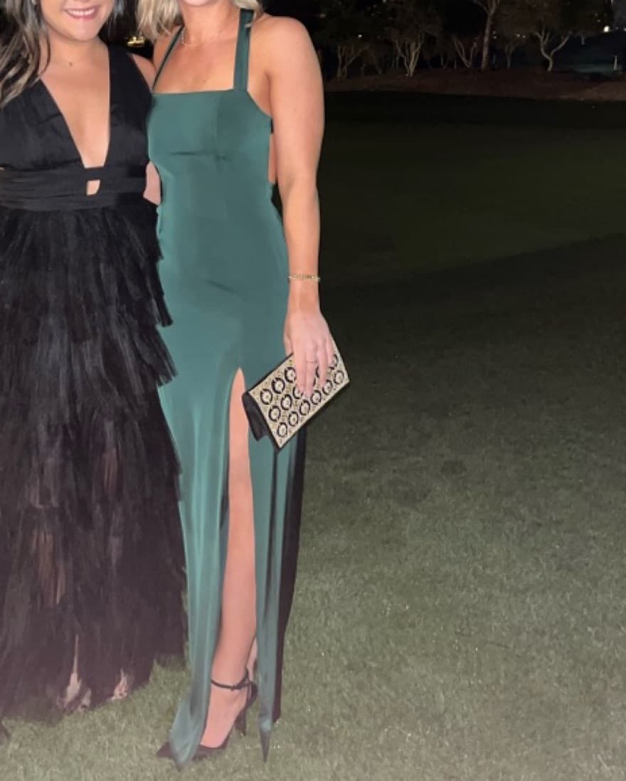 Elegant Green Maxi Dress with Thigh-High Slit - Image 3