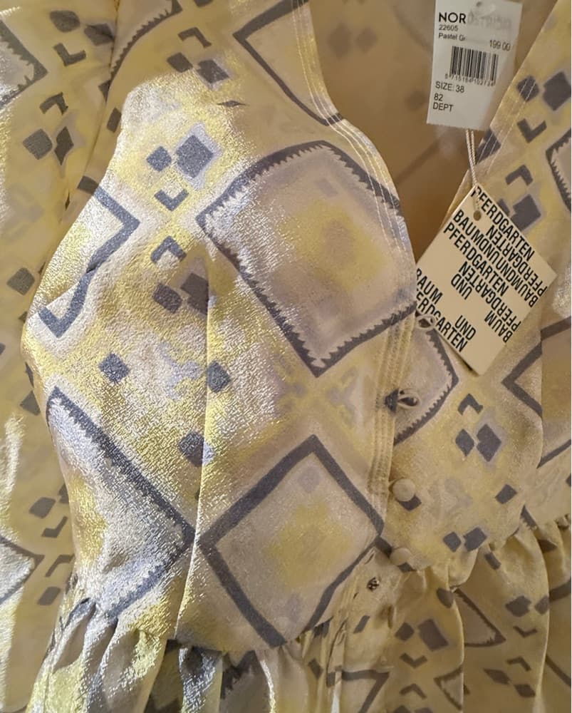 Pastel Geometric Patterned Blouse  - Image 4