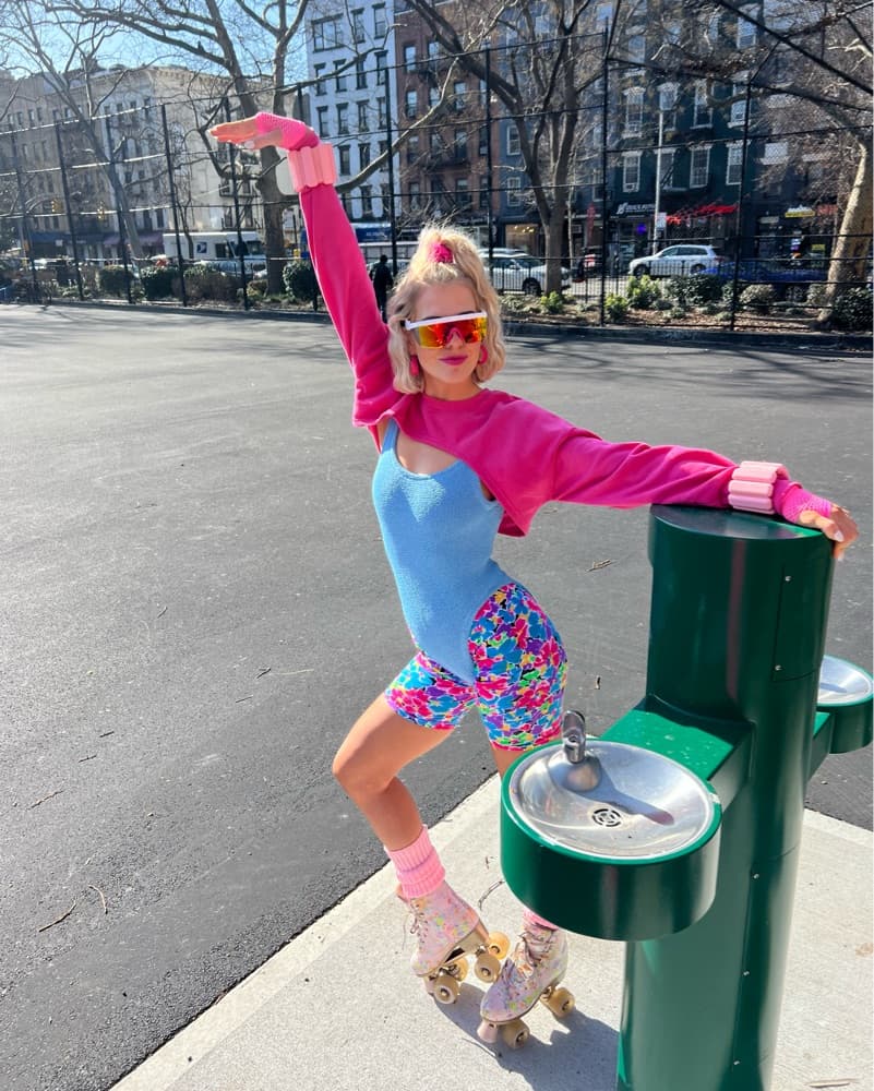 80s Workout Outfit - Image 1