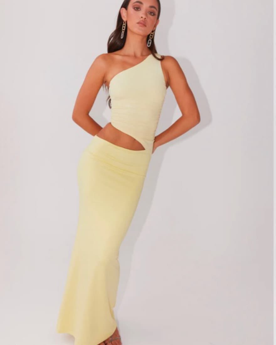 One-Shoulder Pale Yellow Maxi Dress - Image 3