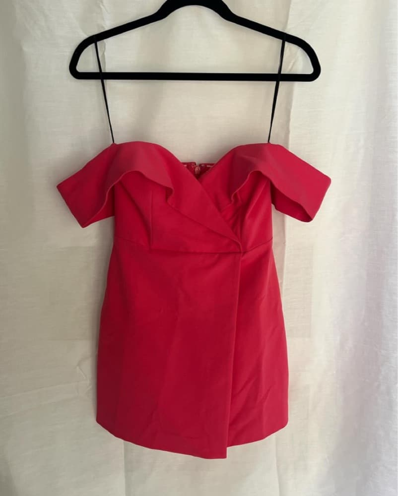 Vibrant Pink Off-the-Shoulder Dress - Image 3