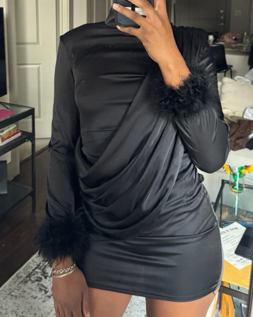 Pretty Little Thing Black Dress - Image 3