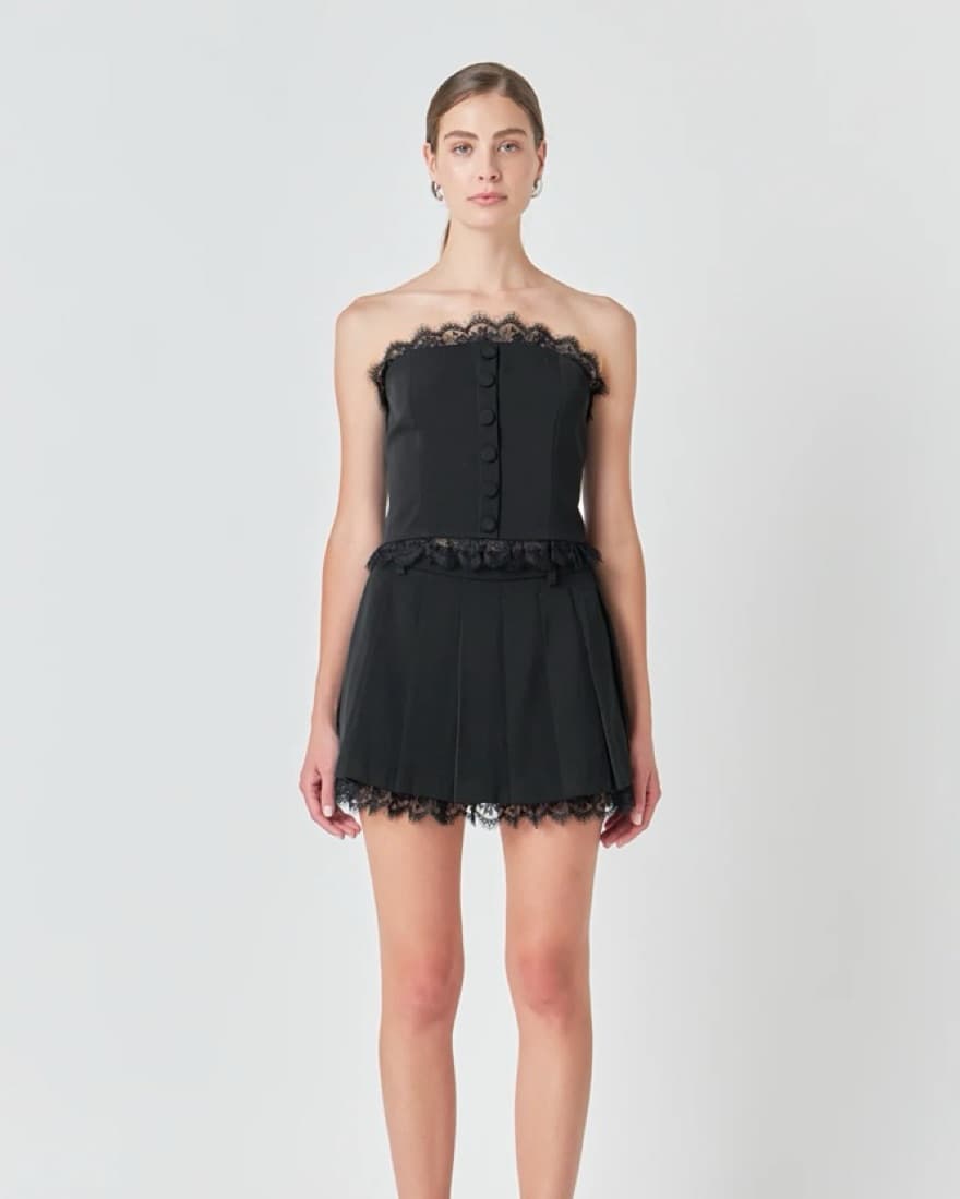 Peekaboo Lace Pleated Mini Skort - Image 2