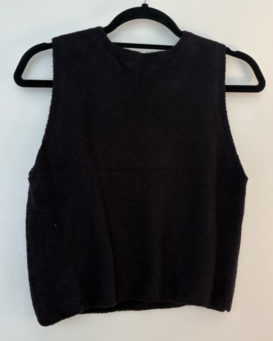Alice & Olivia Cozy Black Sleeveless Top - Image 2