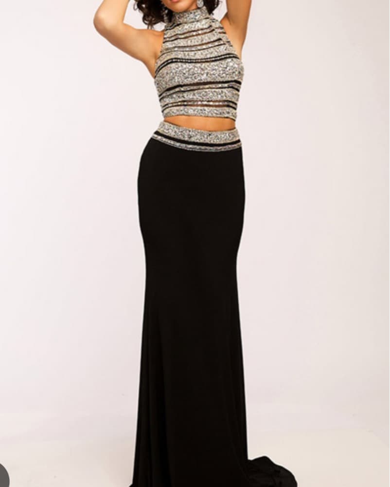 Opulent Sequin-Embellished Black Gown - Image 1