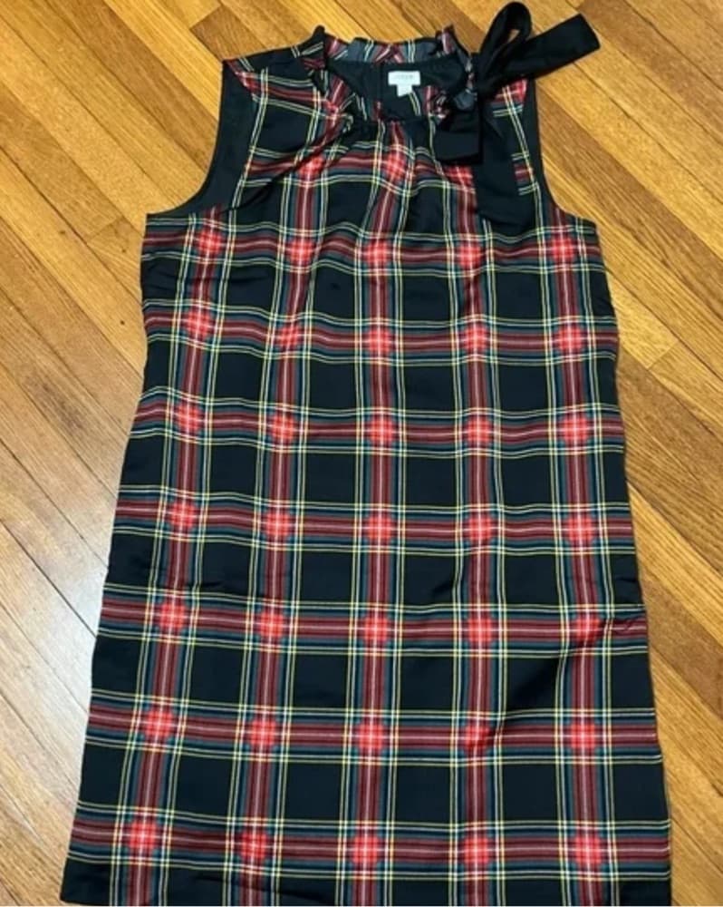 Stylish Plaid Sleeveless Dress - Image 1