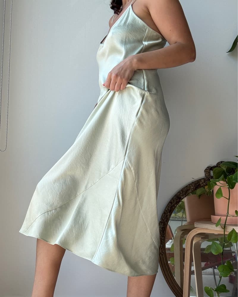 Aritzia Wilfred Only Slip Dress - Image 4
