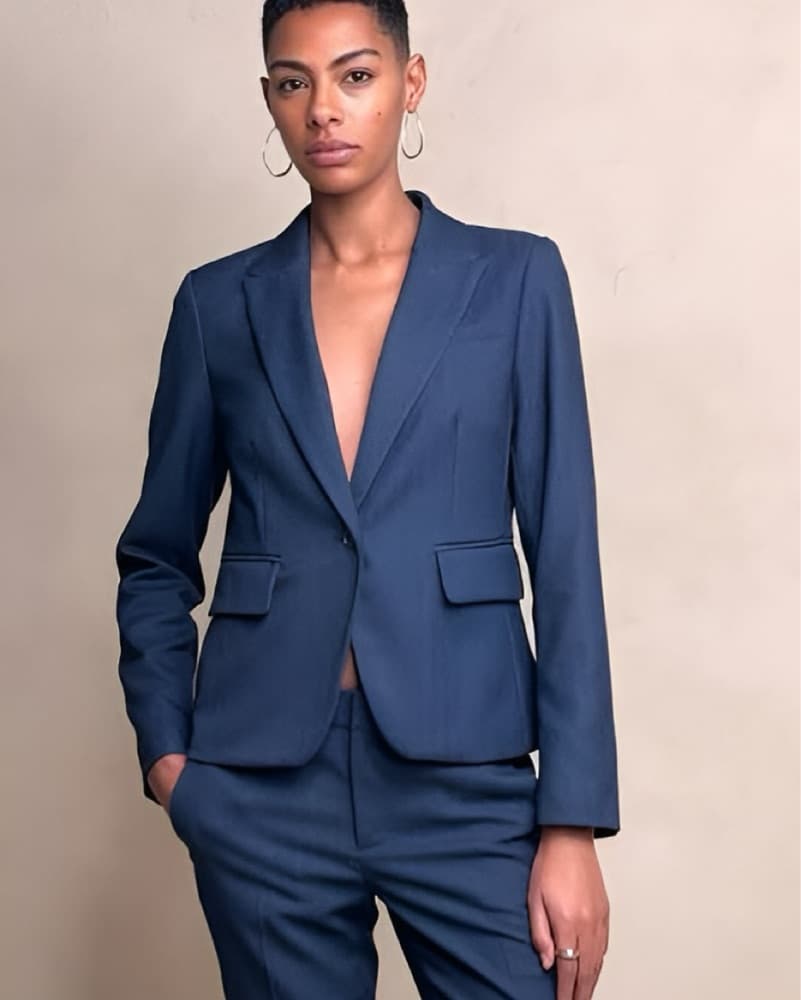 Banana Republic Navy Petite Suit Set - Image 5