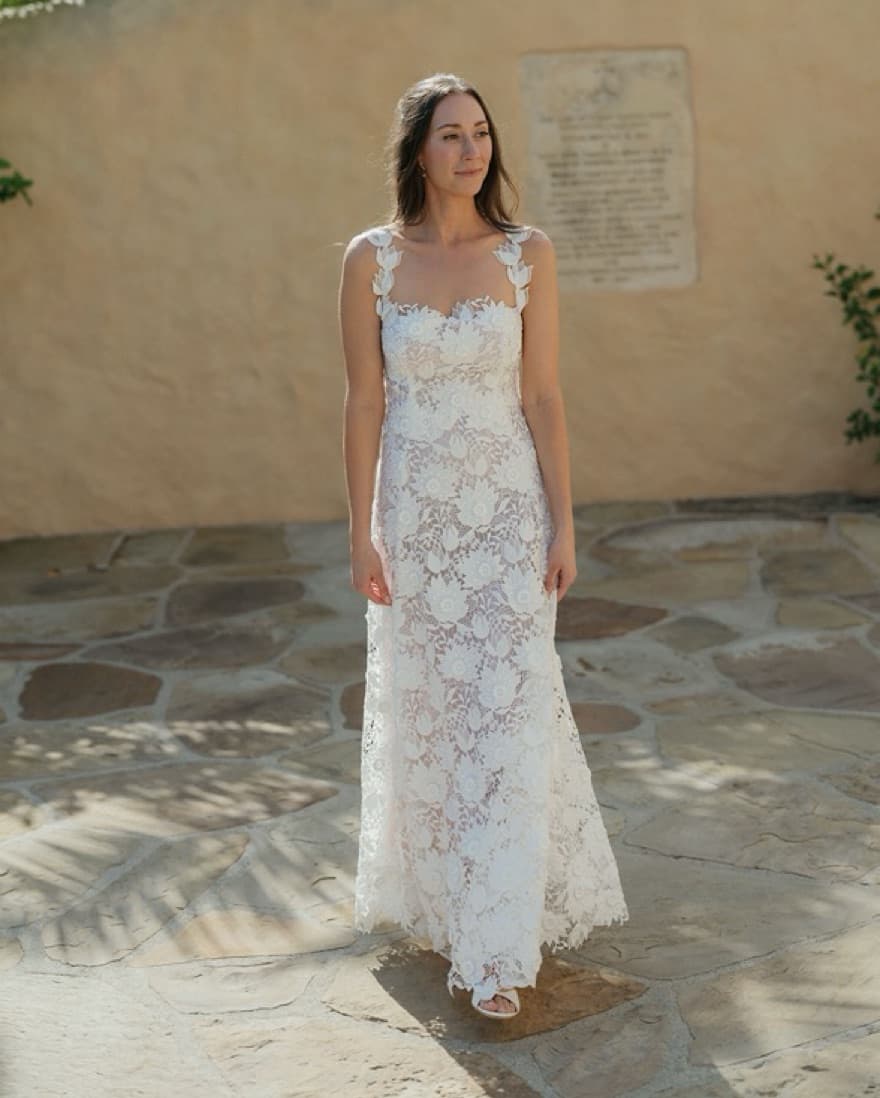 Oscar de la Renta Lace Gown - Image 2