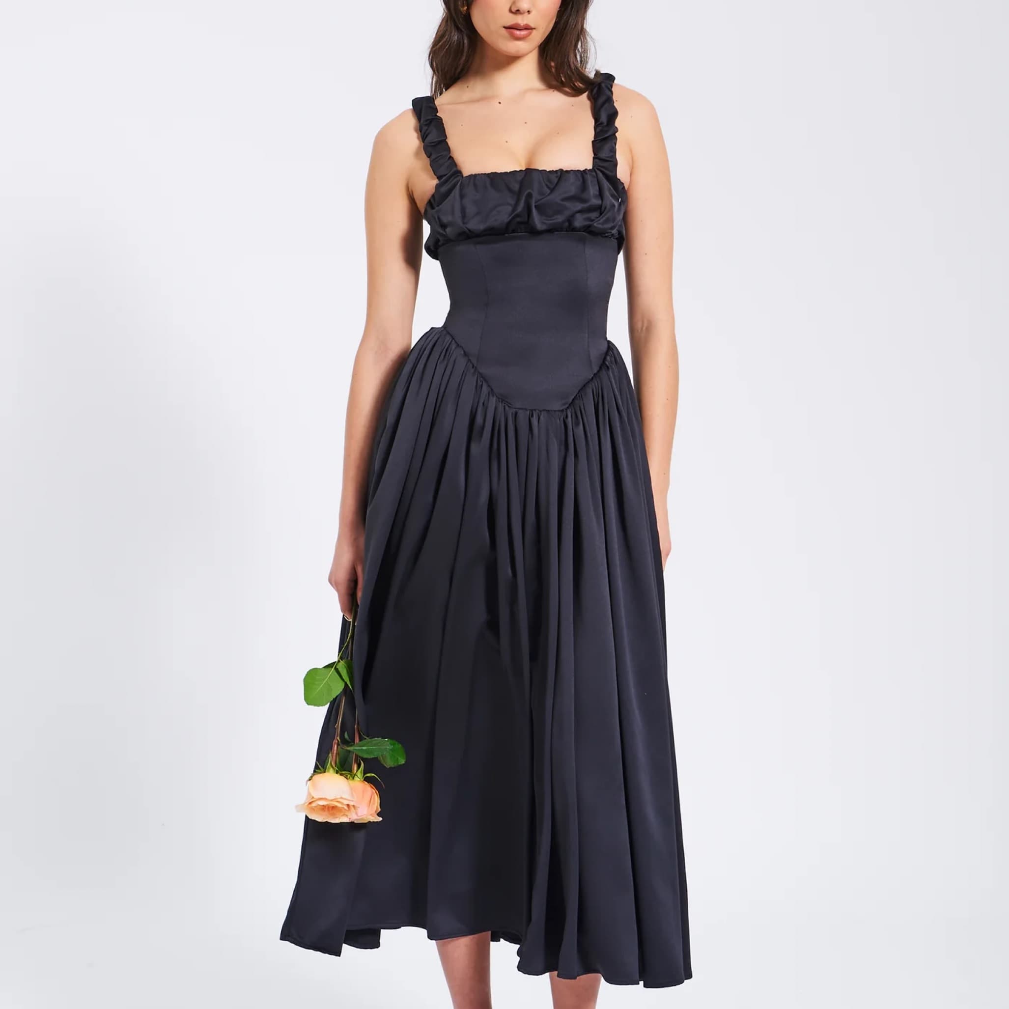 Miss Circle Black Midi Dress - Image 4