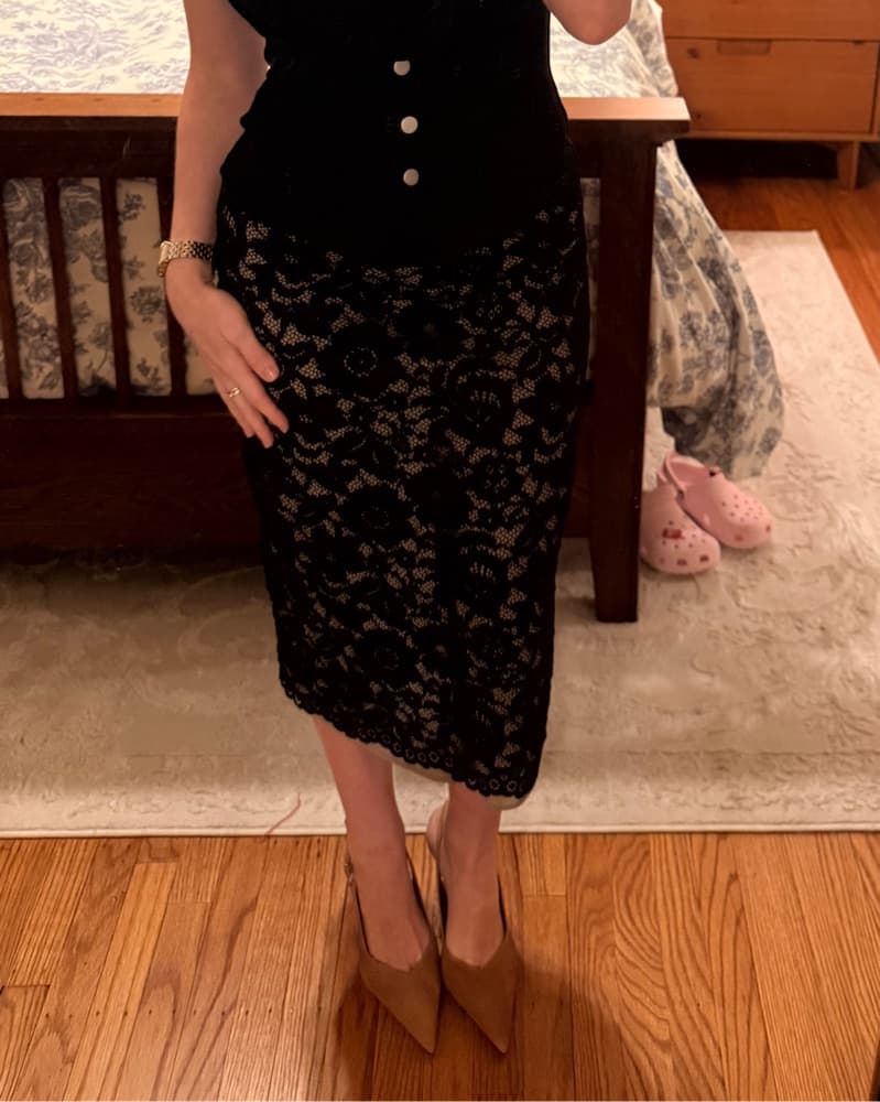 Black Lace Midi Skirt - Image 4