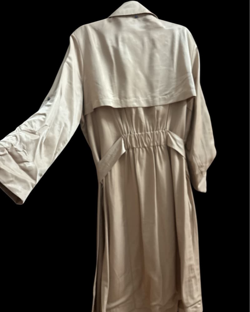 Sassy trench coat  - Image 2