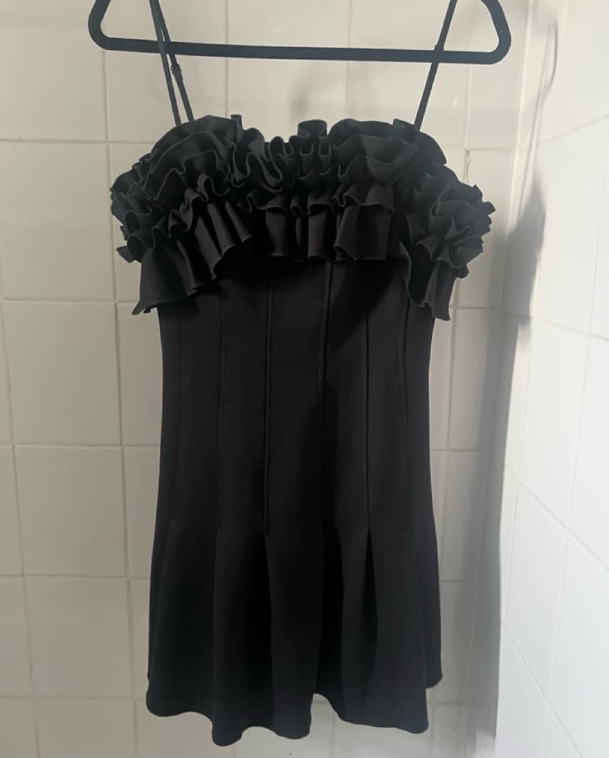 Elliatt Black Frill Minidress - Image 4