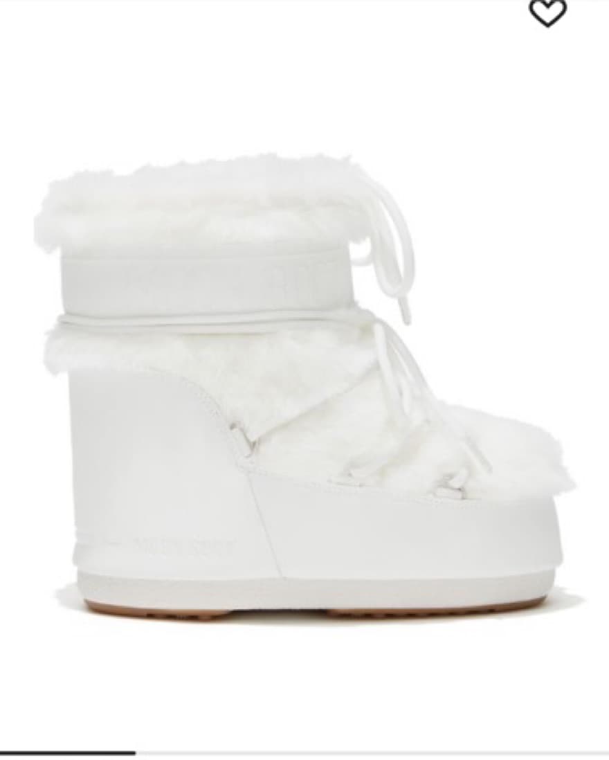 Moon boots - white fur  - Image 1