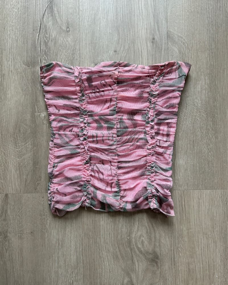 i am gia “parton top” in pink swirl - Image 3
