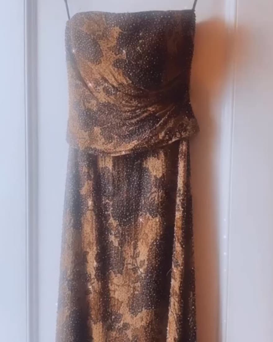 Vintage Jovani Gown - Image 4