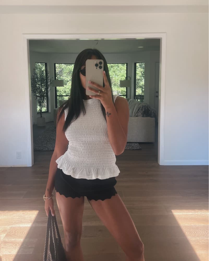 Elvira Shorts In Black  - Image 1