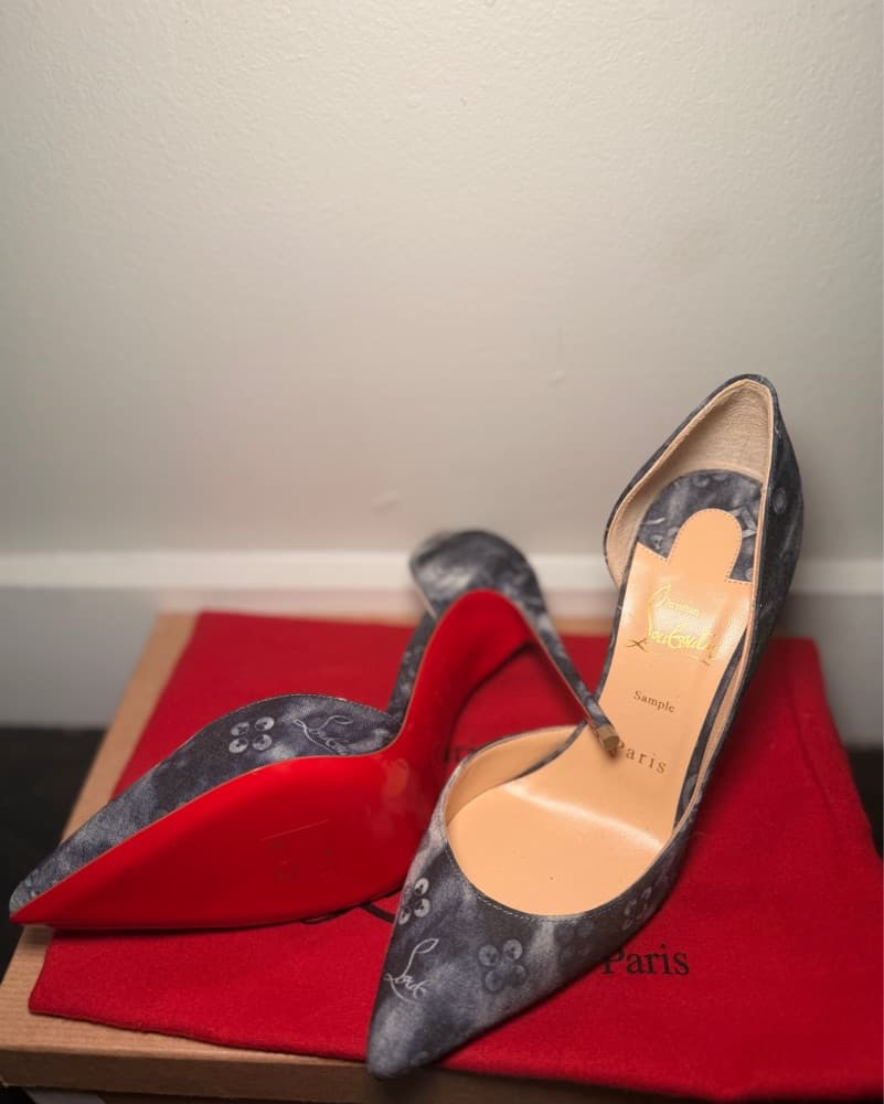 Iriza Jean Punk Logo Stiletto Pumps - Image 1