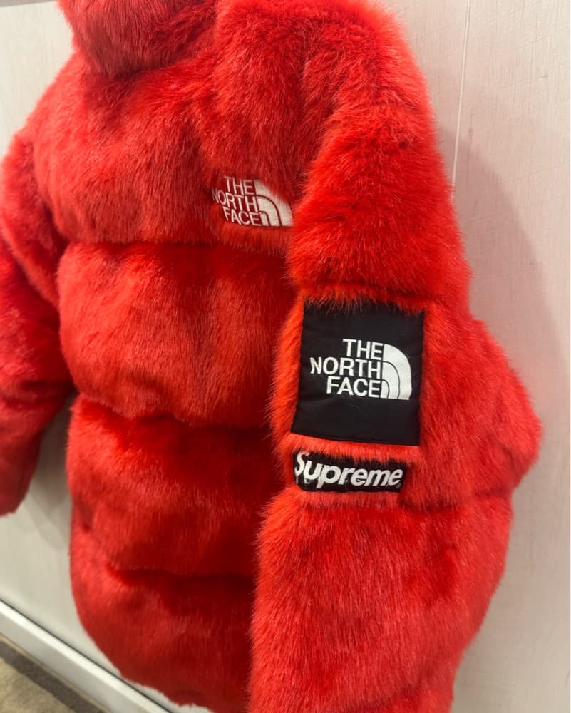 Supreme X North Face Faux Fur Jacket - Image 2