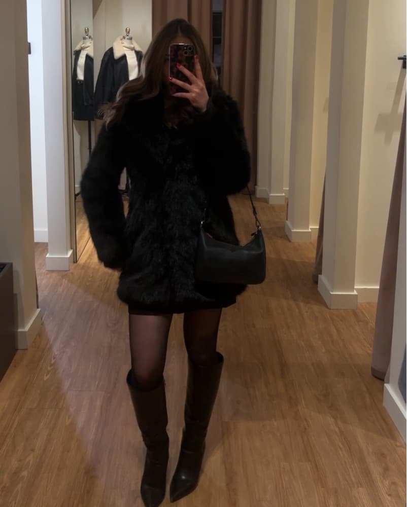 Aritzia Arctic Faux Fur Winter Coat - Image 3