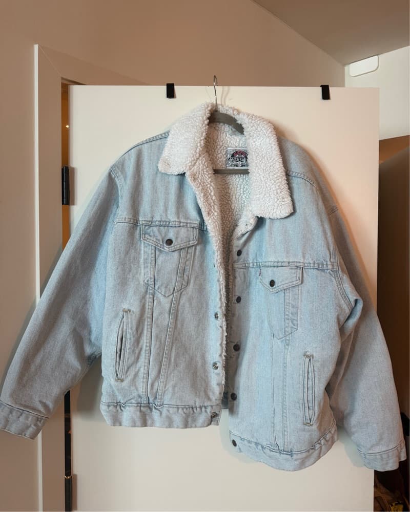 Vintage Levi Jacket - Image 2