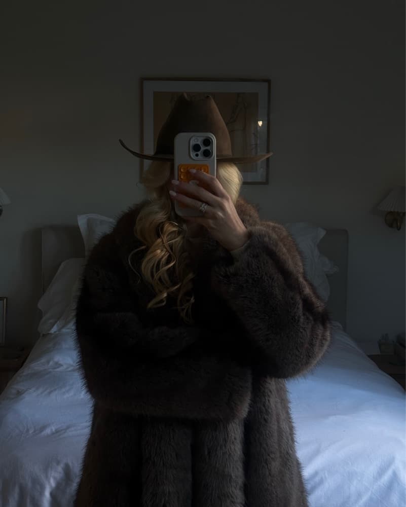 Rumored Brown Fur Coat  - Image 5
