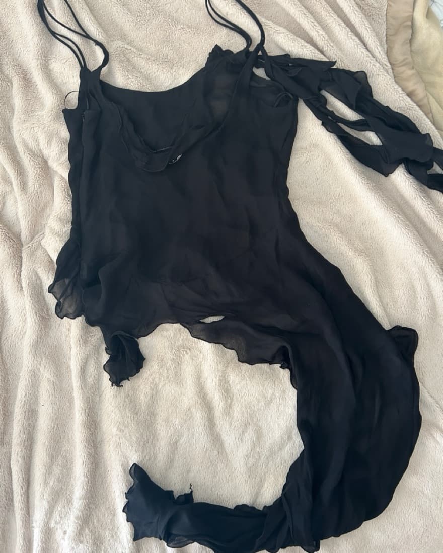 Black Zara Ruffle Flowy Top - Image 2