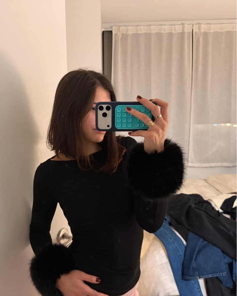 l’academie longsleeve top with fur cuffs - Image 2