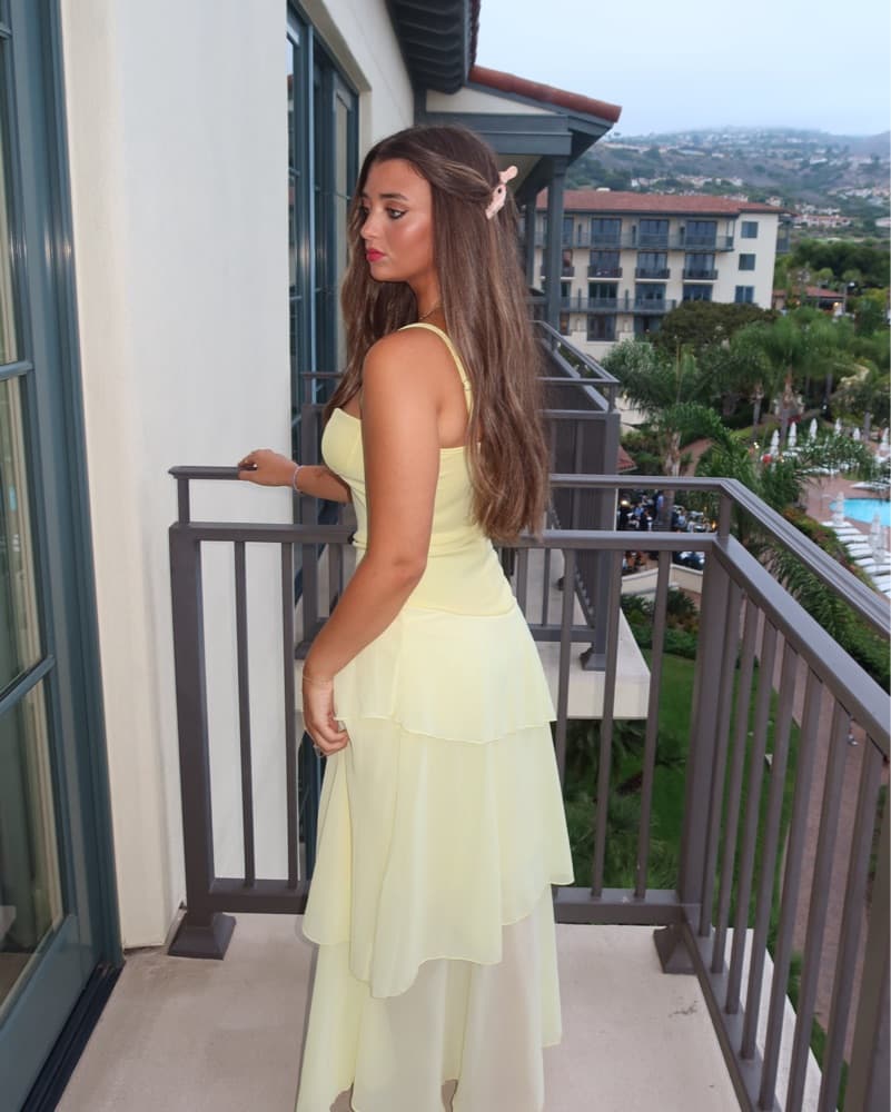 Elegant Tiered Yellow Maxi Dress - Image 2