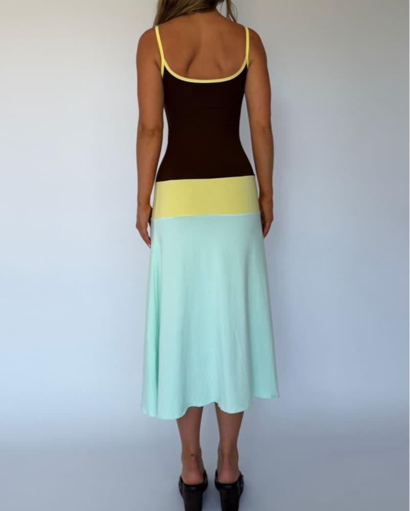 Stunning Colorblock Midi Dress - Image 4