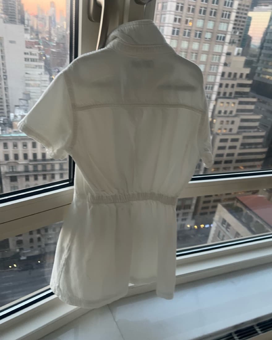 Short Sleeves White Dress with Buttons - Image 3