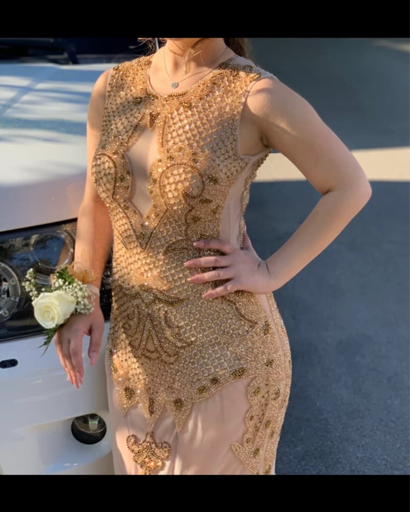 Glamorous Gold Sequin Gown - Image 2