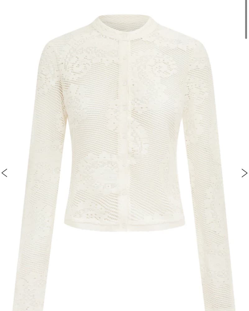 Intricate Lace Crochet Cropped Jacket - Image 3
