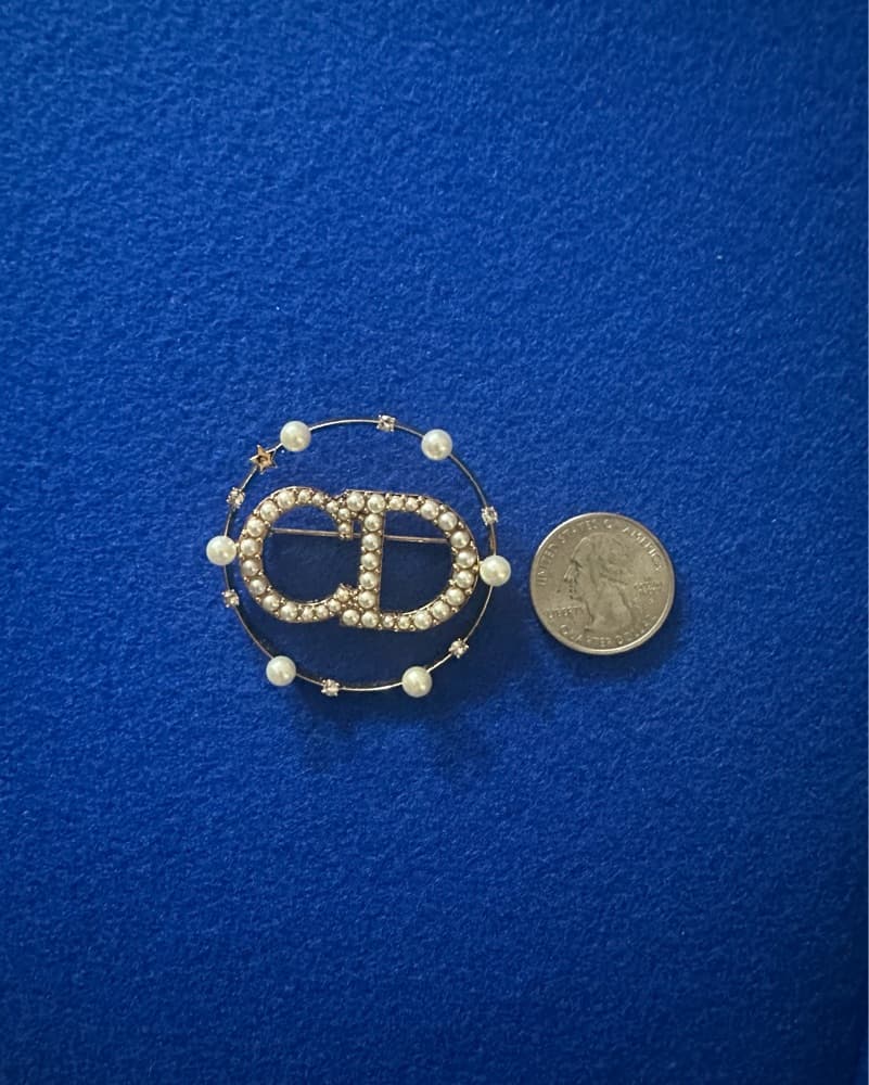 Elegant Dior Pearl Embellished Brooch - Image 4