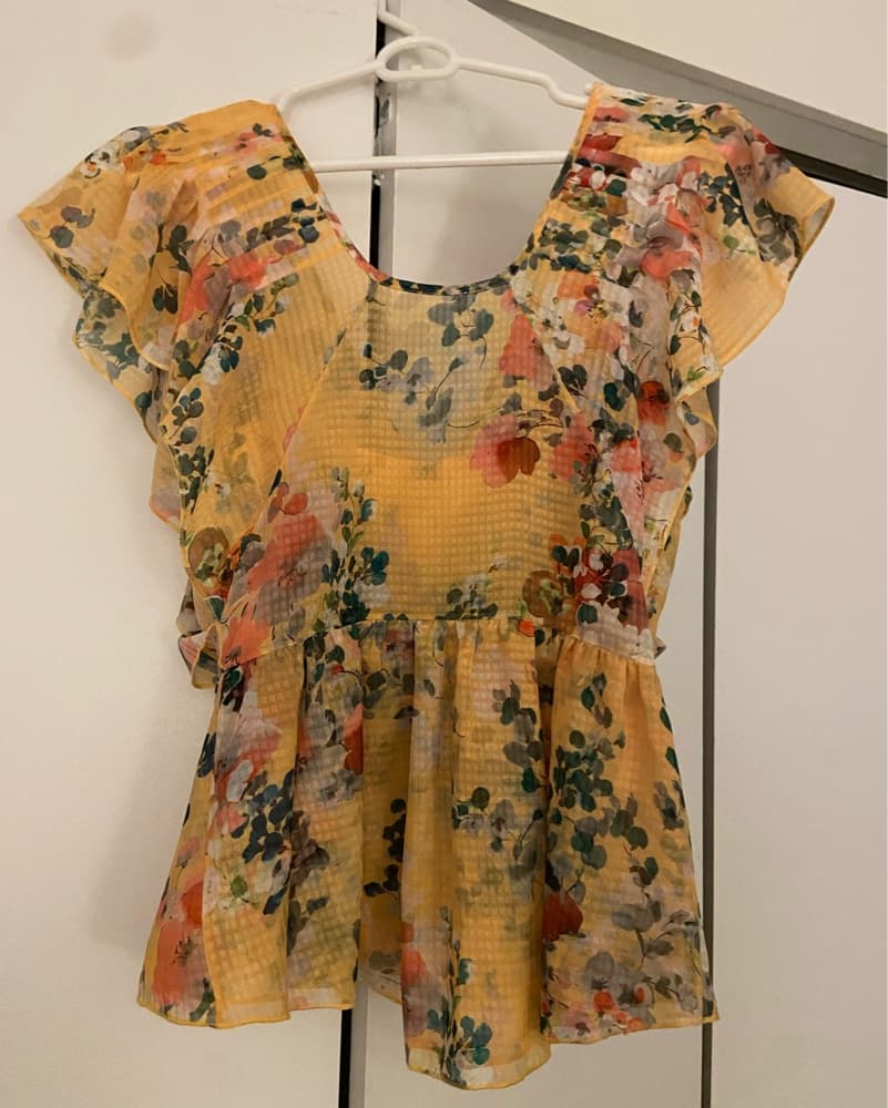 Vibrant Floral Flowy Sleeve Blouse - Image 1