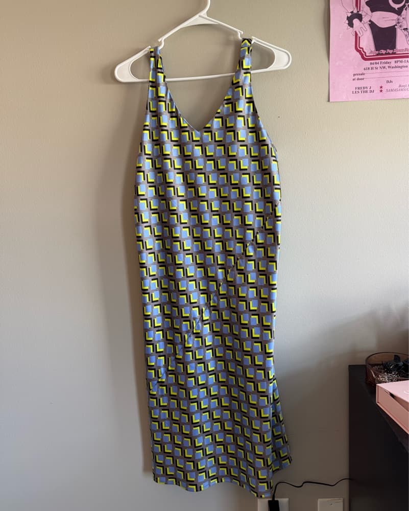 Wildfang 70s Print Midi Dress + Scarf - Image 4