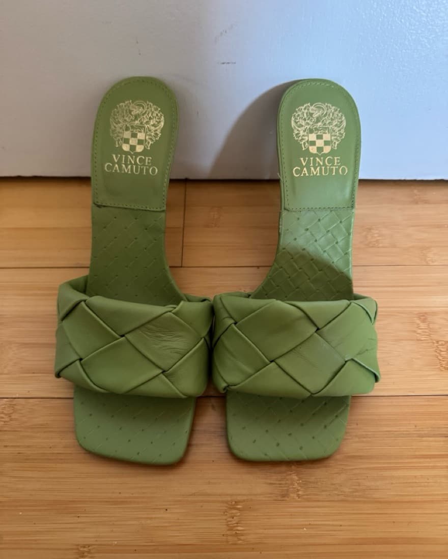 Green Heels - Image 2