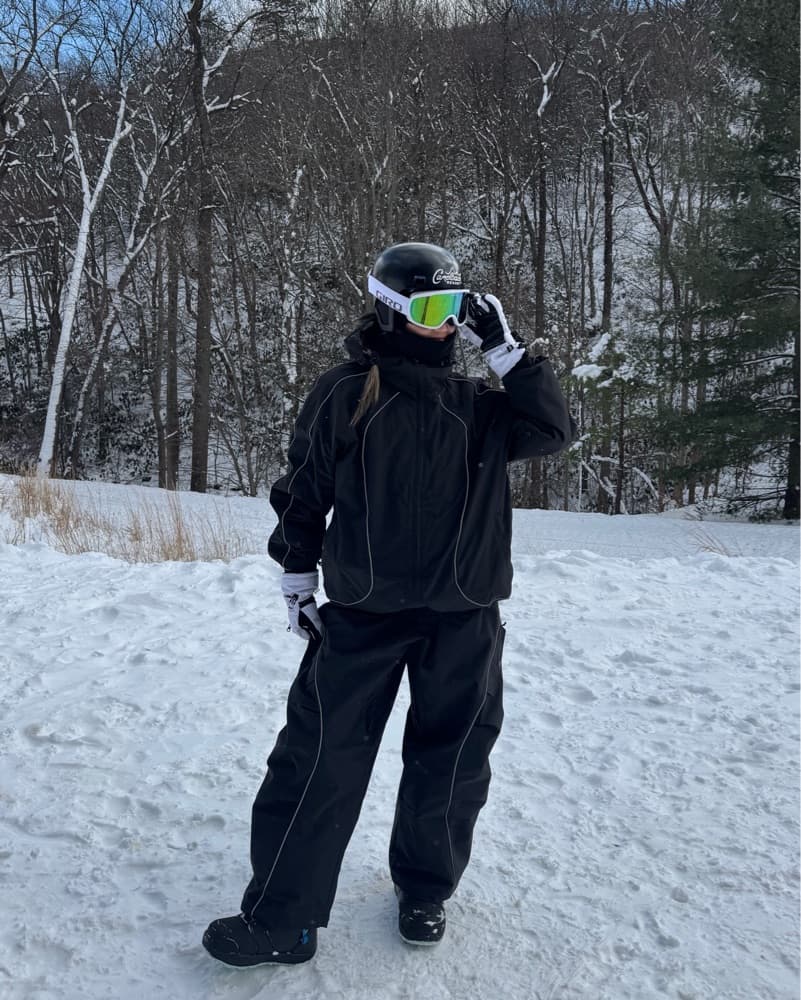 Black baggy reflective Snow set! - Image 1