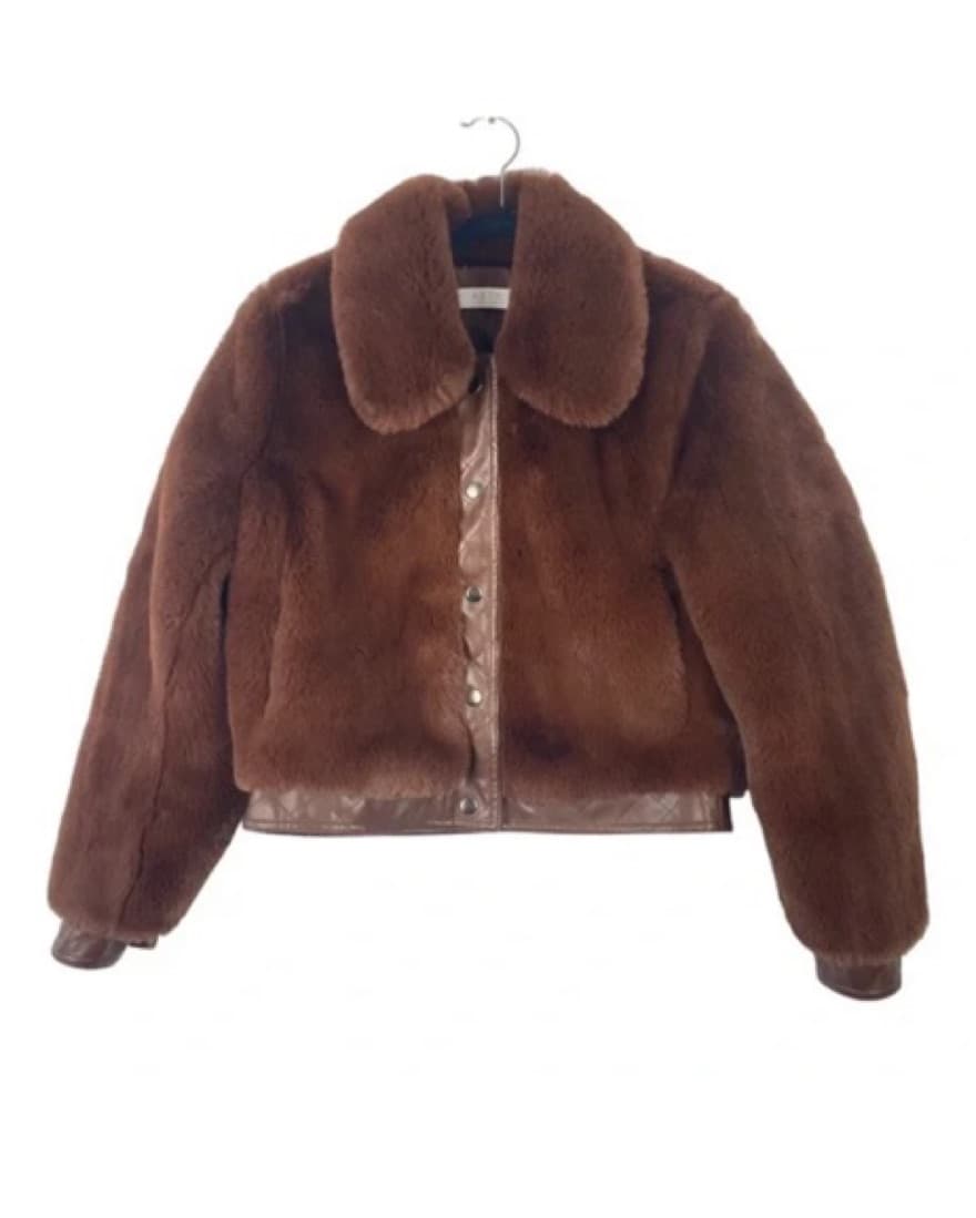 ASTR The Label Patricia Fur Jacket  - Image 4