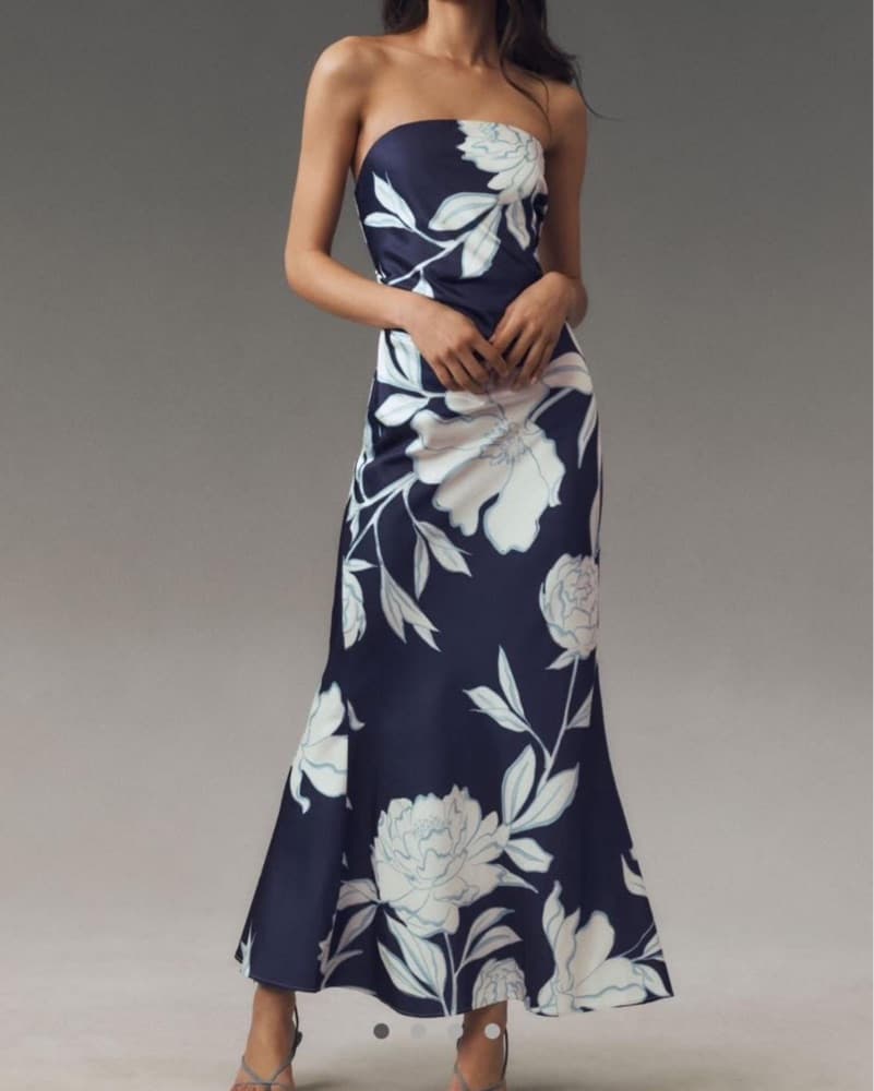 Elegant Floral Maxi Dress - Image 1