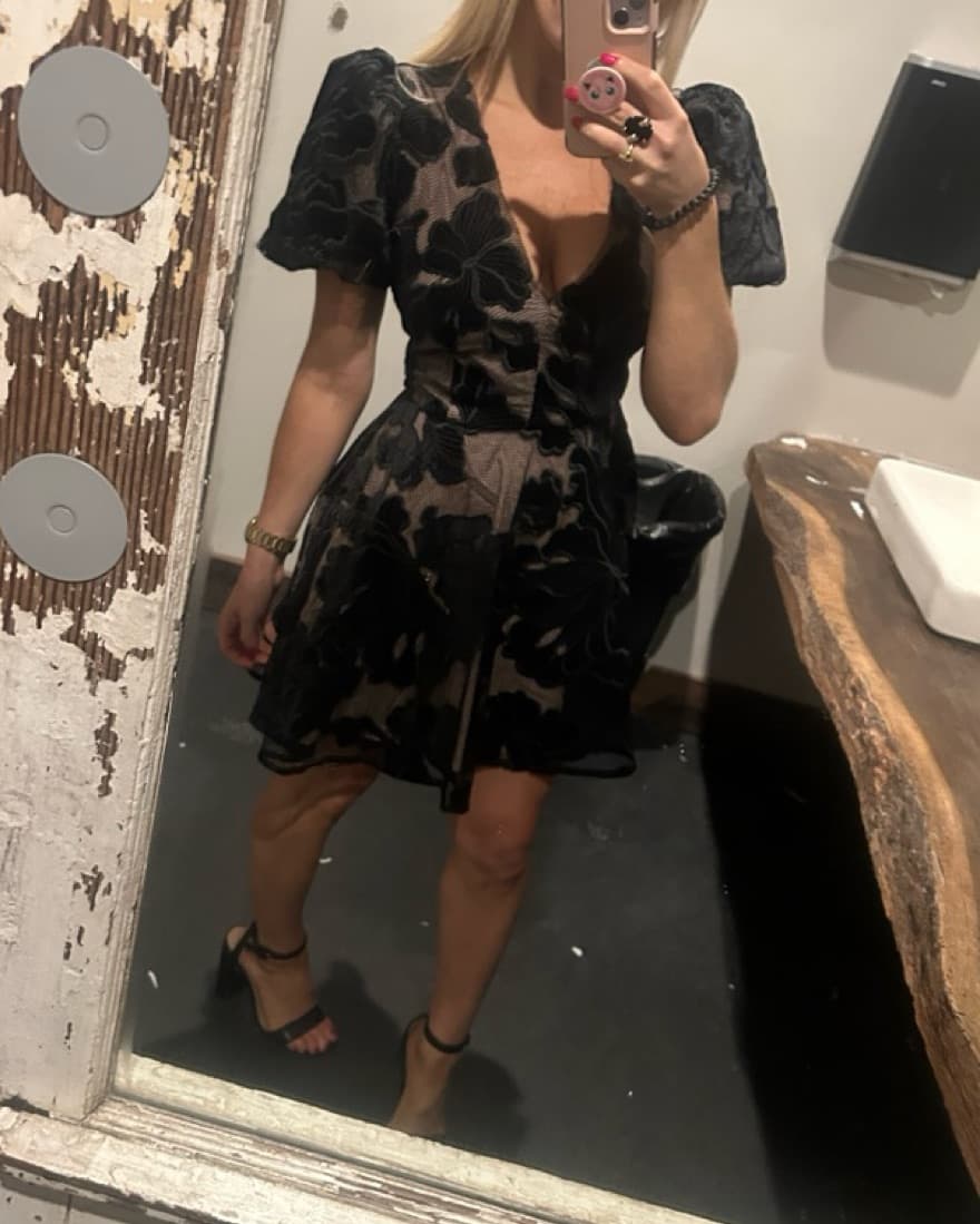 Elliatt Black Lace Flare Dress XS - Image 5
