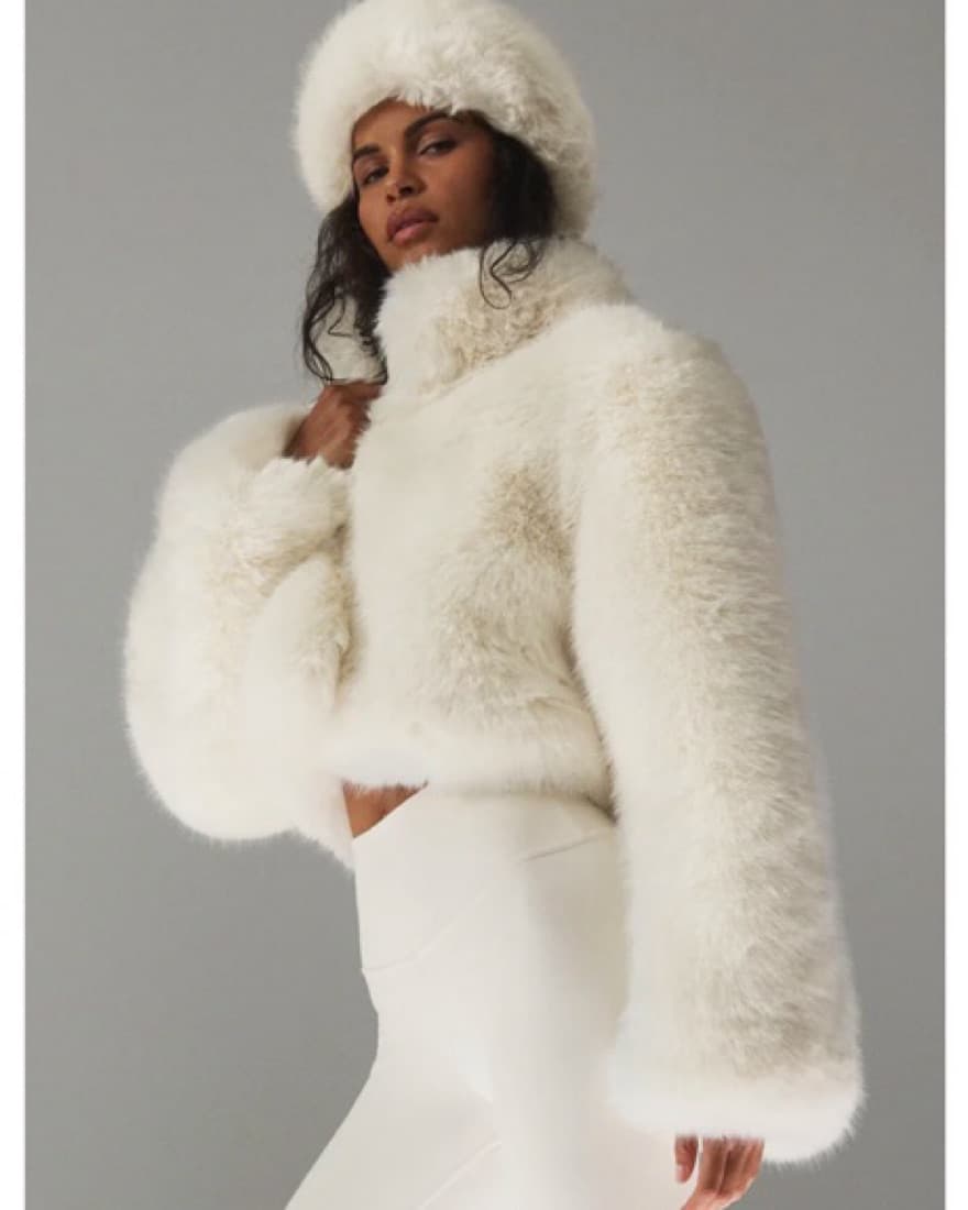 ALO Opulent Faux Fur Cropped Jacket - Image 4
