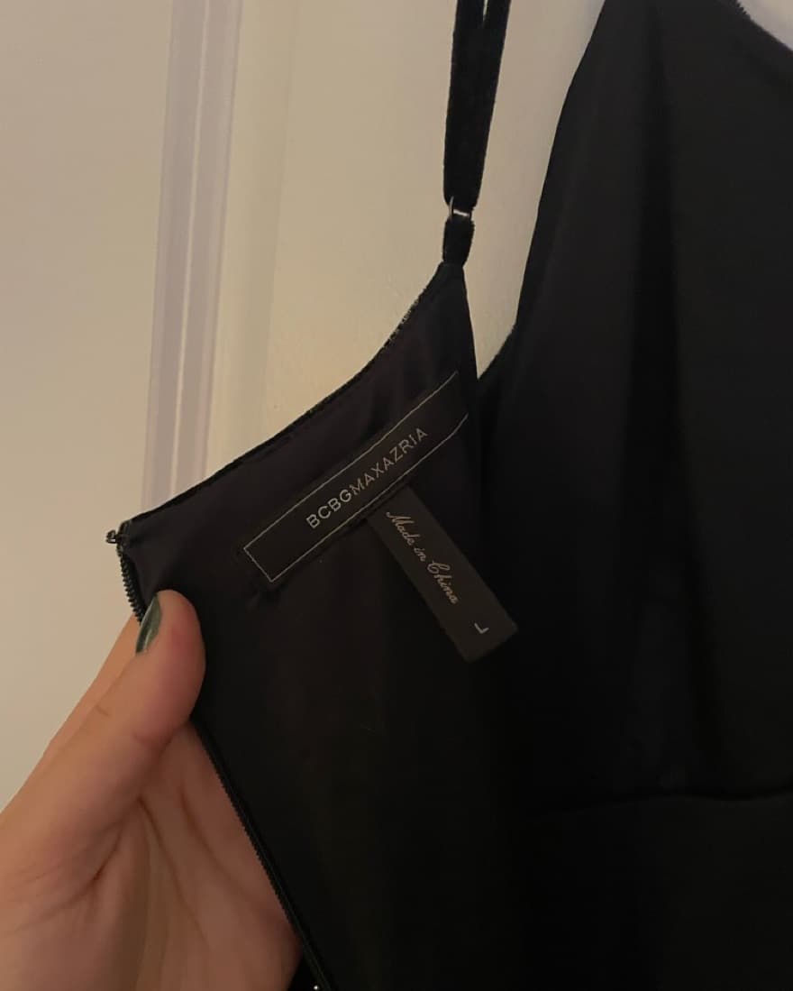 Bcbgmaxazria Asymmetric Shoulder Gown - Image 6