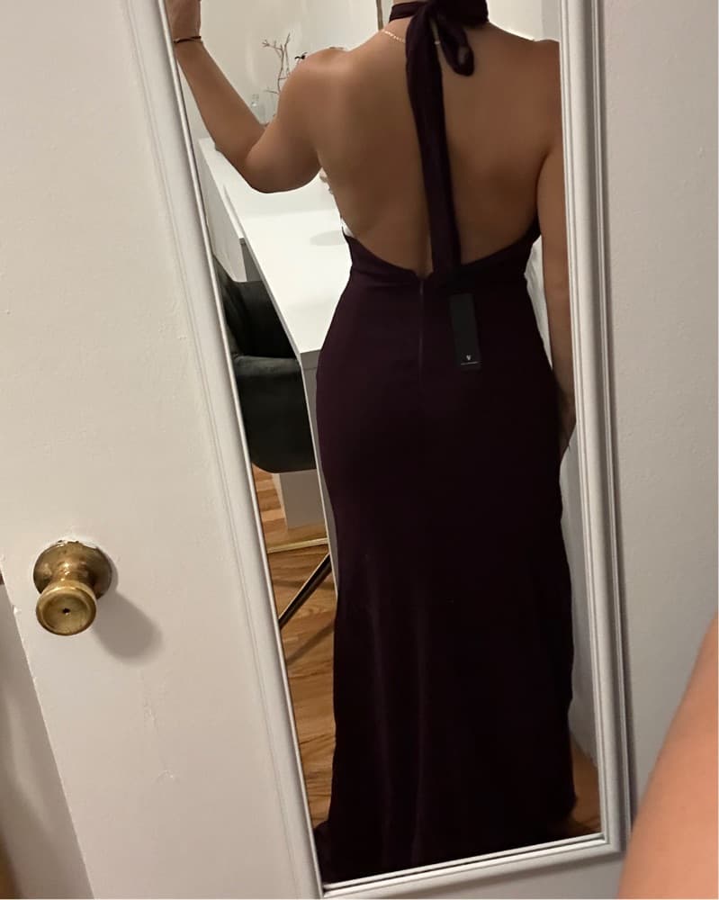 Elegant Burgundy Halter Maxi Dress - Image 3