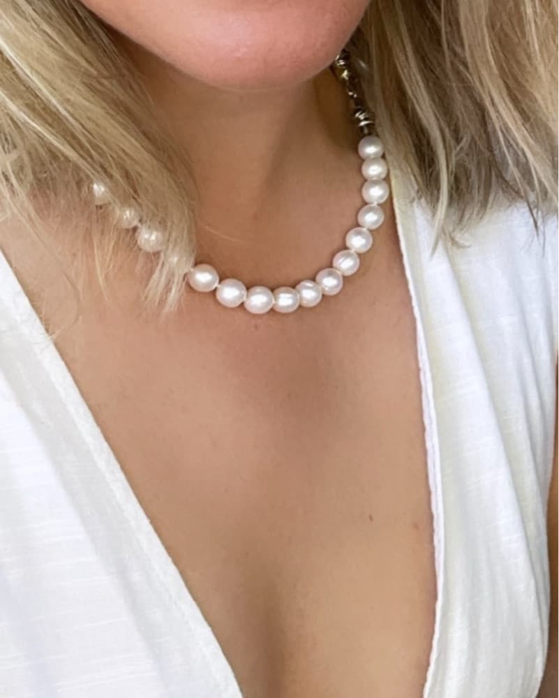 Knot Clasp Freshwater Pearl Necklace - Image 2