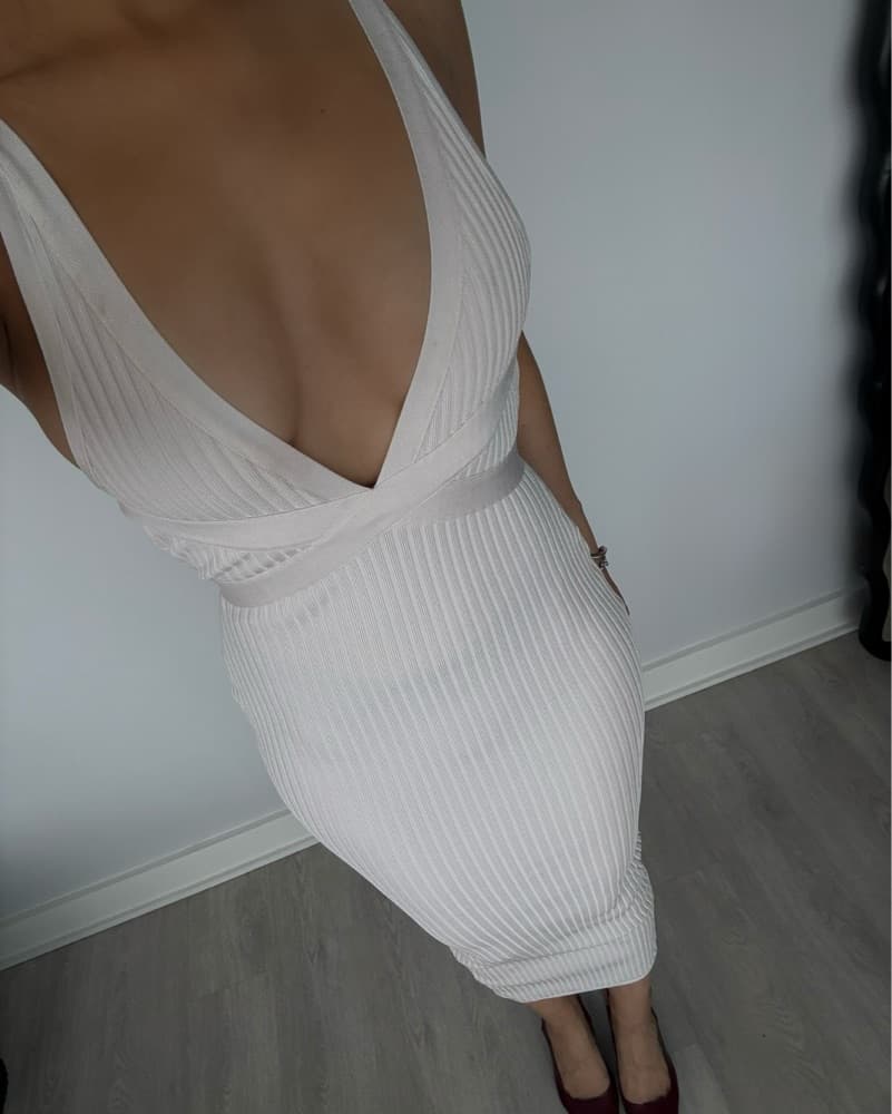 Chic Pleated Midi Dress - Image 1